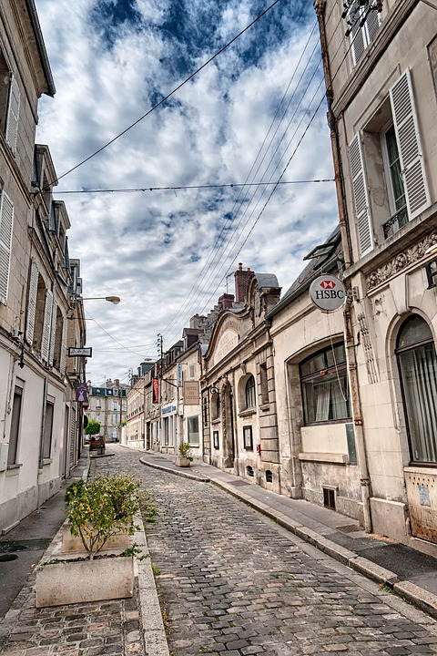 Book a private guide in Soissons