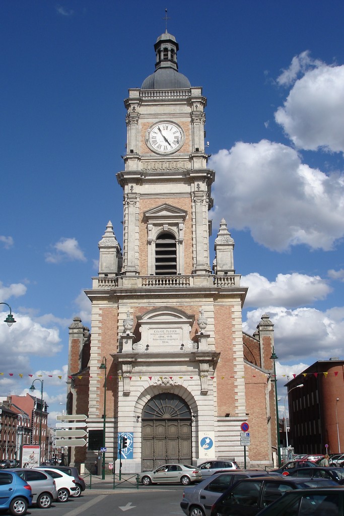 Book a private guide in Lens