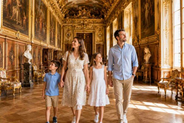 chateau-fontainebleau-walking-tour